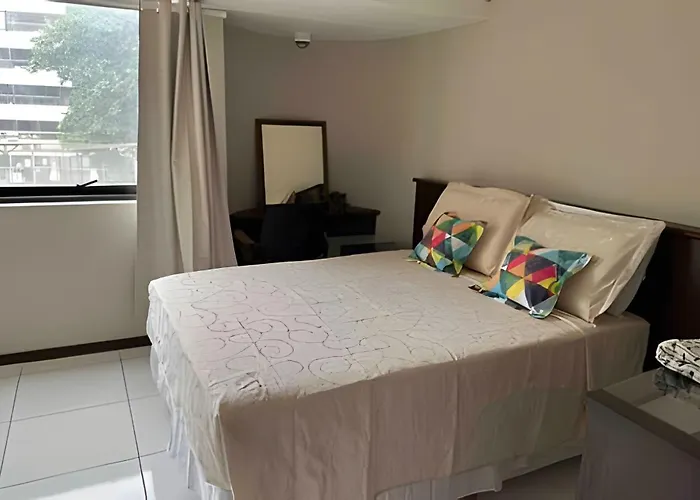 Apartamento 1/4, Camareira, Piscina, Barra/Ondina