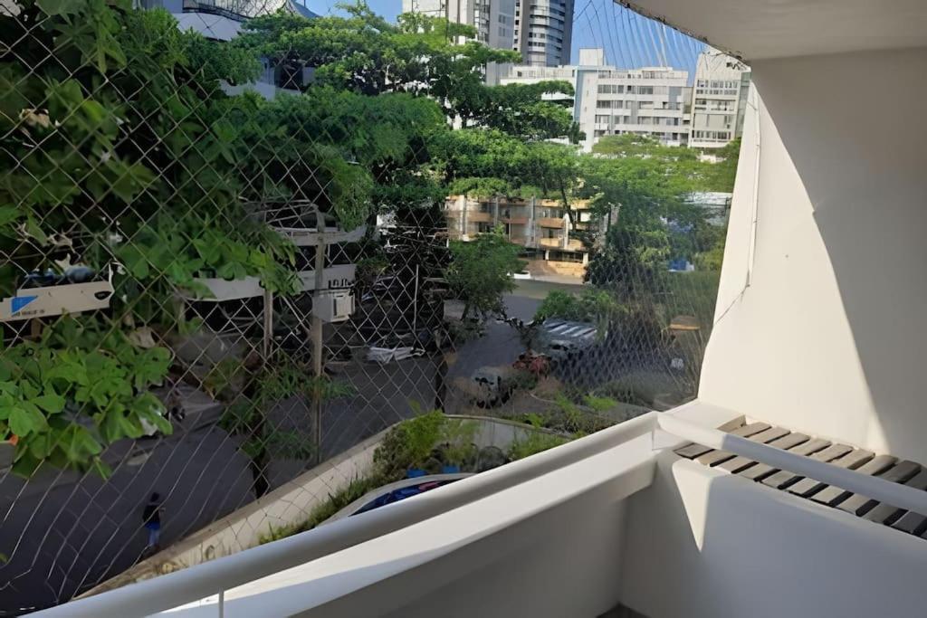 Apartment 1/4, Camareira, Piscina, Barra/ondina Salvador