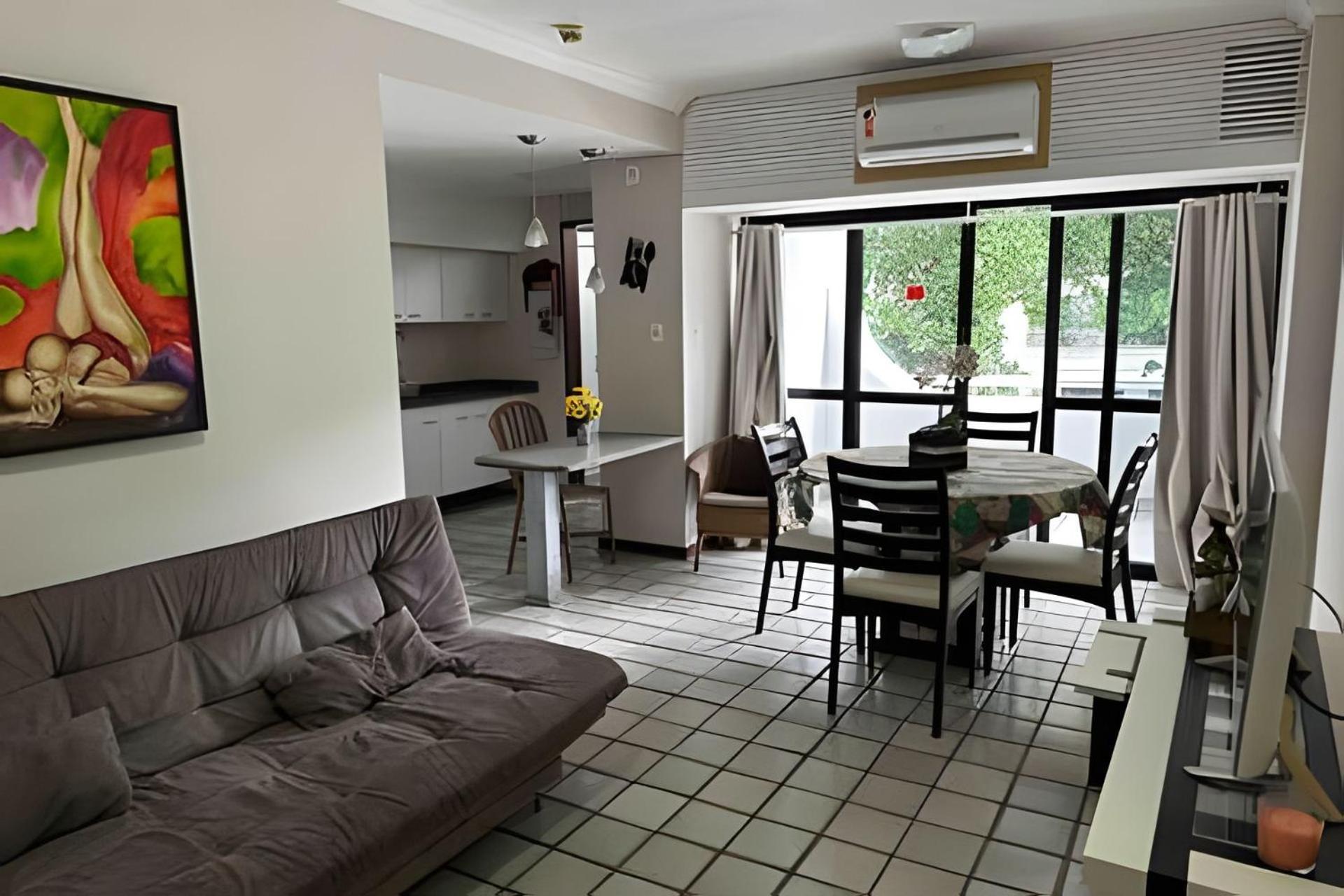 1/4, Camareira, Piscina, Barra/ondina